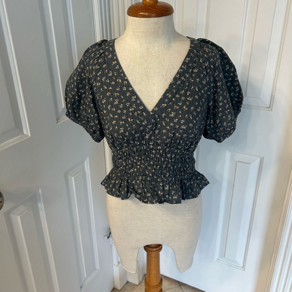 Madewell Green and White Floral Puff Sleeve Smocked Blouse